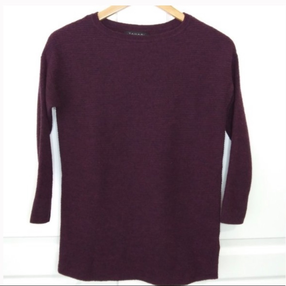 tahari sweater